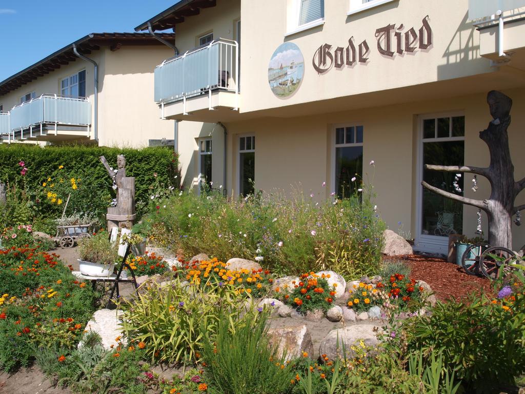 Hotel Gode Tied Zingst Exterior foto